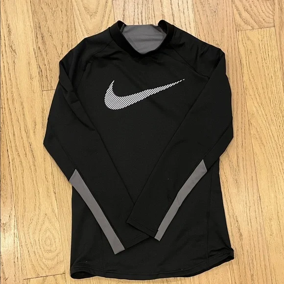 Bundle: Nike Boys Black and Gray Long Sleeve Tees - Picture 4 of 8